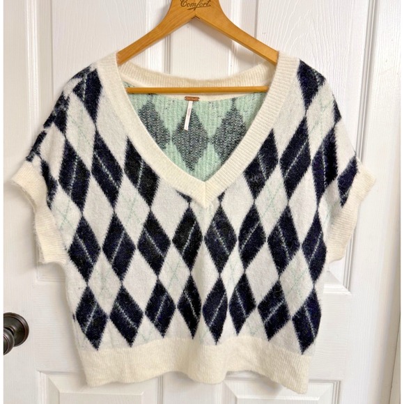 Free People Sweaters - Free People Sweater Women's Small Through The Motions Argyle Vest Cropped Boxy